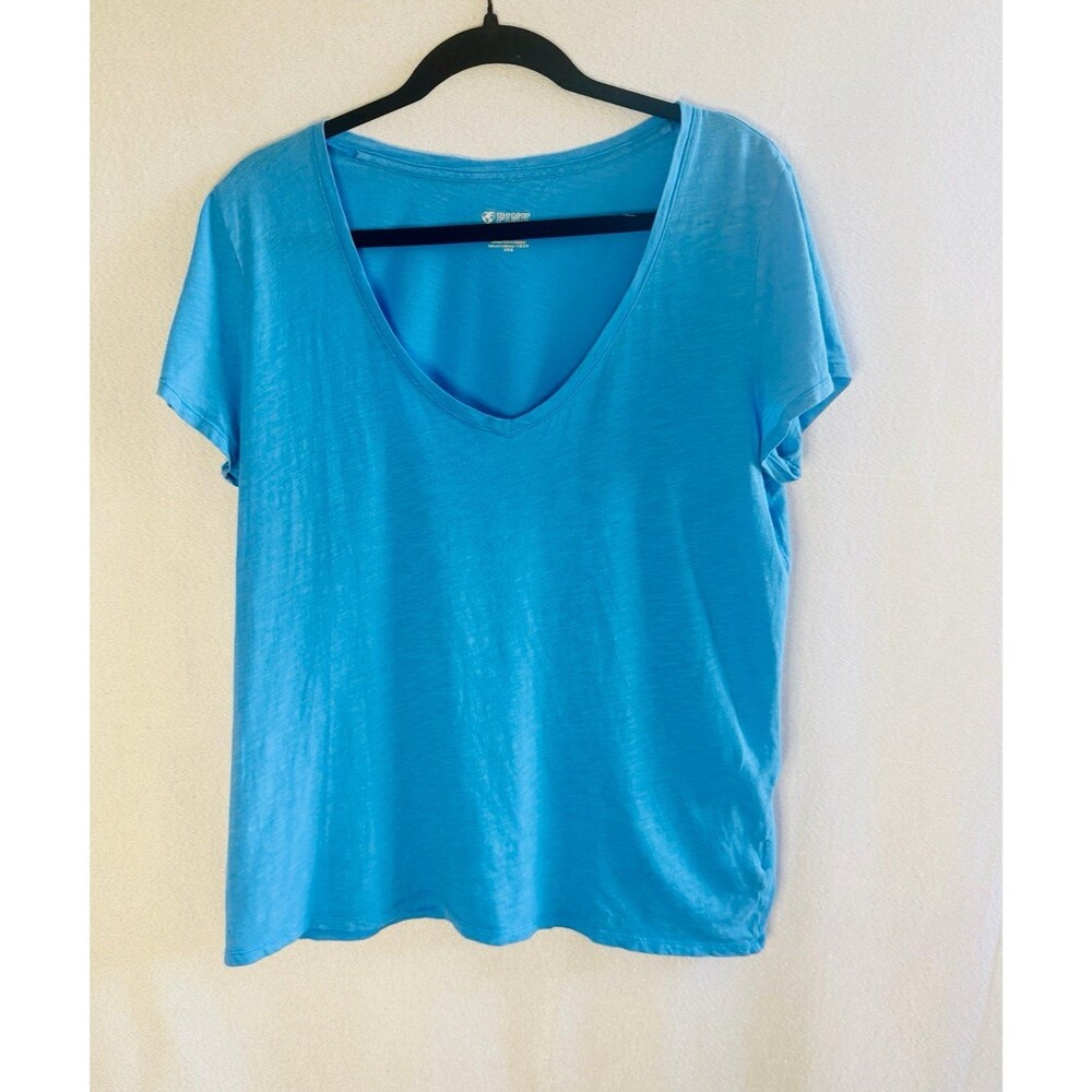 PINK Kinder to the Planet v neck shirt. Size large